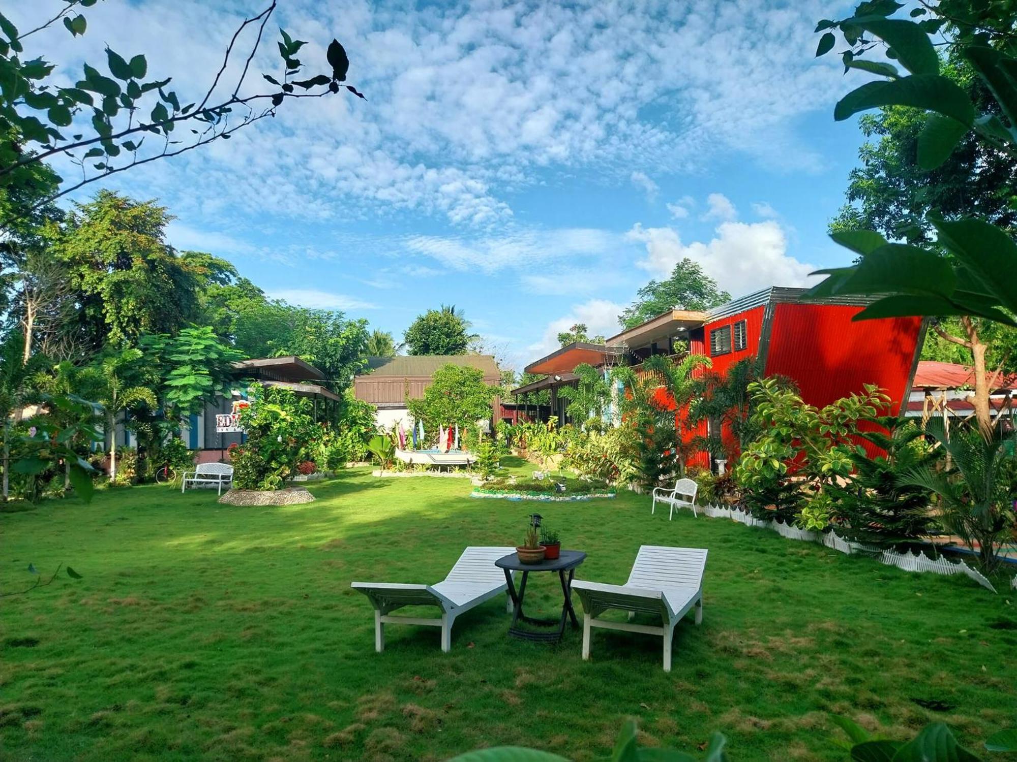 Edmund'S Garden Inn シキホール エクステリア 写真